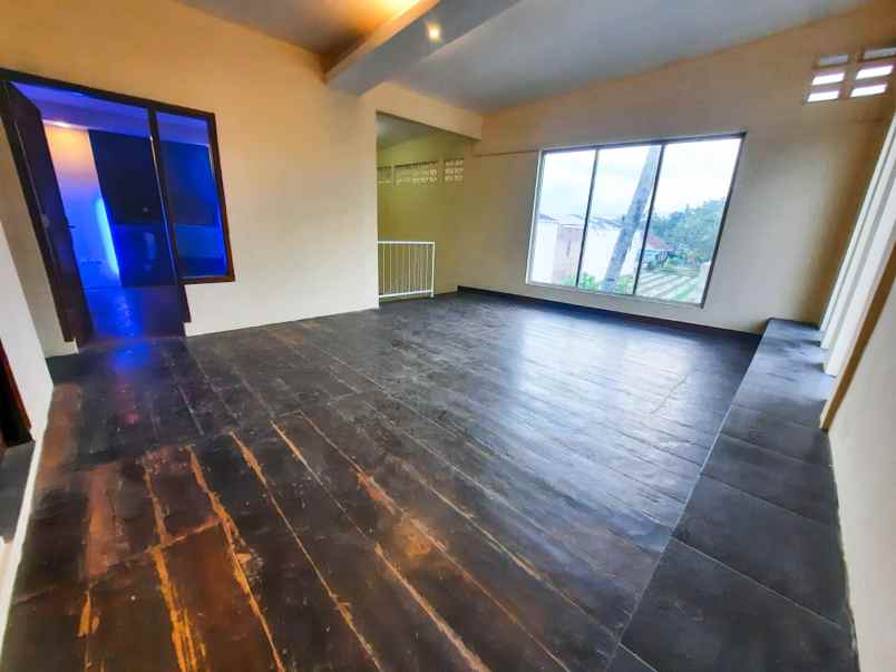 rumah 2 lantai paling murah di mlati sleman