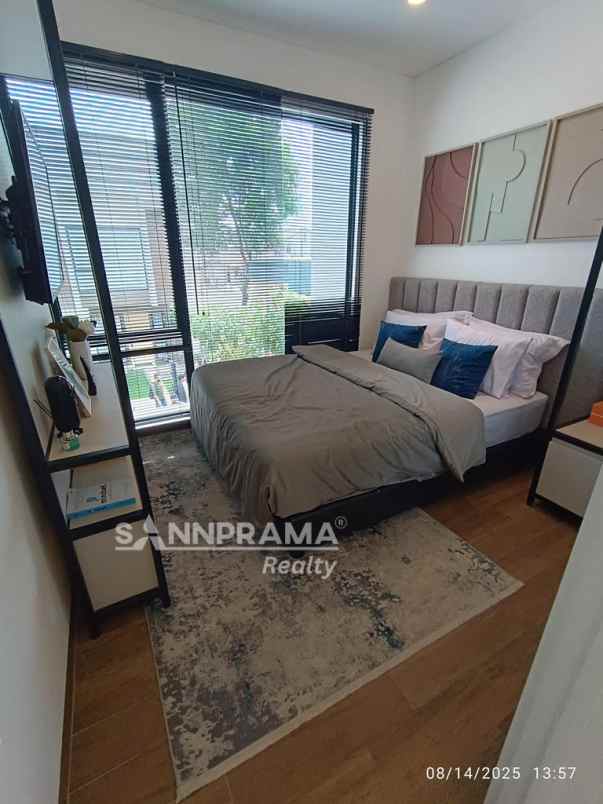 rumah 2 lantai paling terjangkau di ciputat dekat mrt