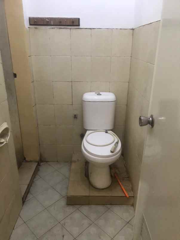 rumah 2 lantai siap huni dekat kampus unikama