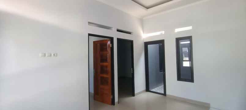 rumah 2 lantai siap huni di kota depok