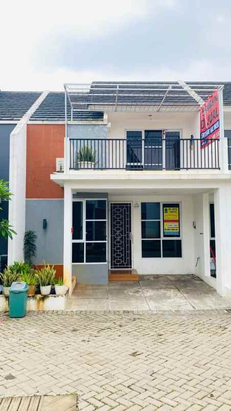 rumah 2 lantai strategis di karawaci tangerang