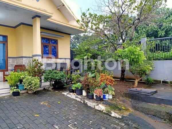 rumah bagus luas view cantik prigen pasuruan
