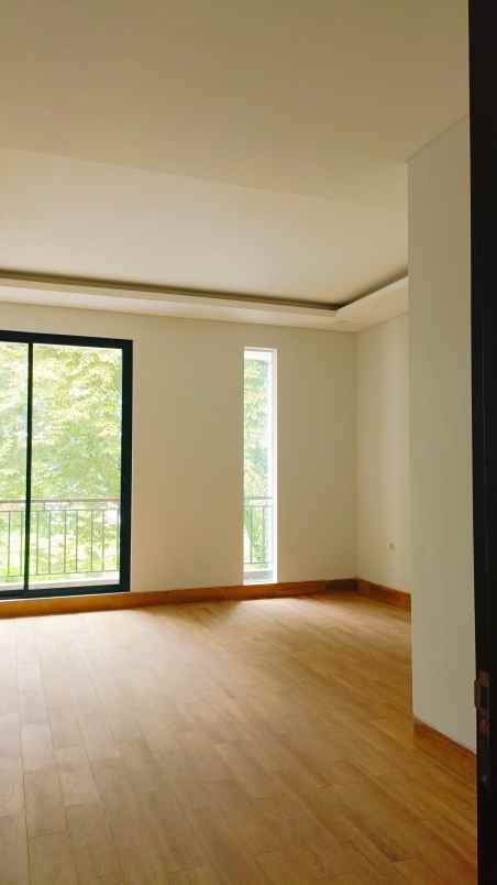 rumah baru dalam komplek meruya nempel puri kembangan