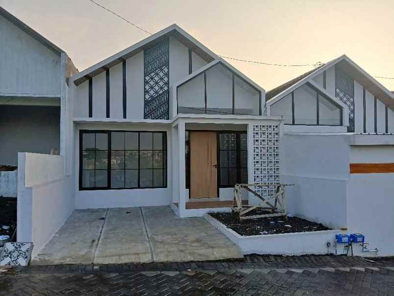 rumah baru lokasi perumahan tasikmadu kota malang