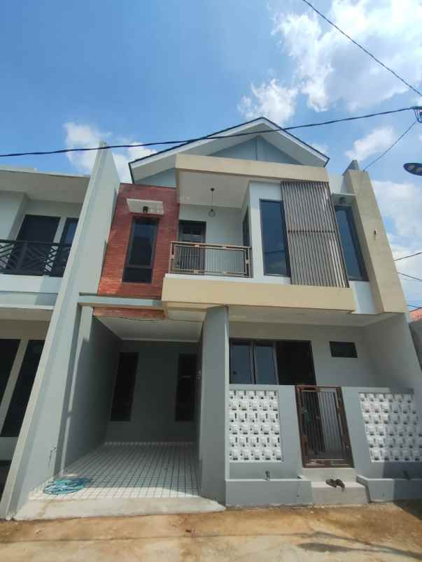 rumah baru minimalis siap huni di rangkapan jaya