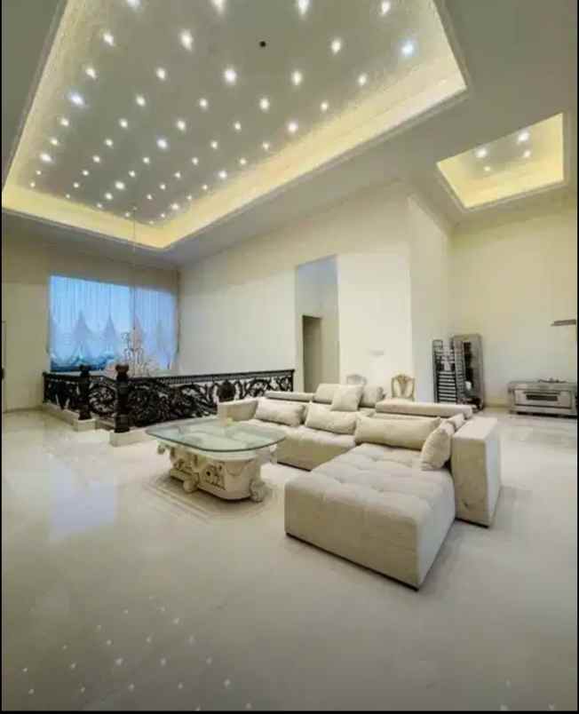 rumah baru siap huni di area kemang jakarta selatan