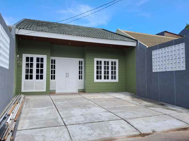 rumah baru siap huni lokasi strategis di griyaloka bsd