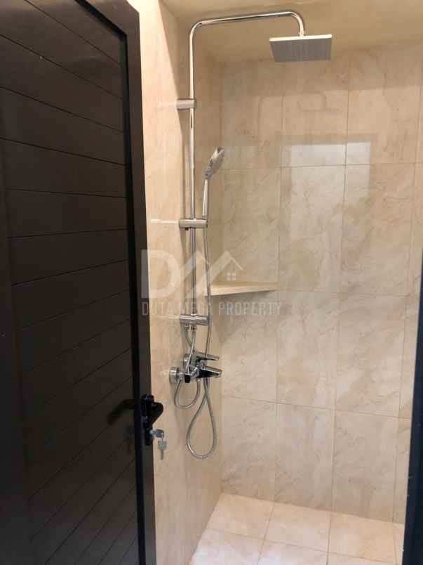 rumah cantik minimalis shm barat graha raya bintaro