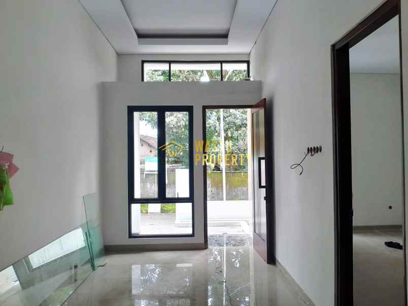rumah cantik modern di ngaglik dekat rsu gramedika