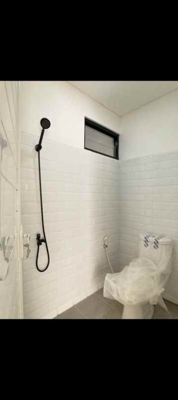 rumah ciracas jakarta timur siap huni