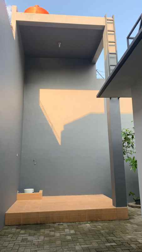 rumah cluster luas 150 meter cipayung depok