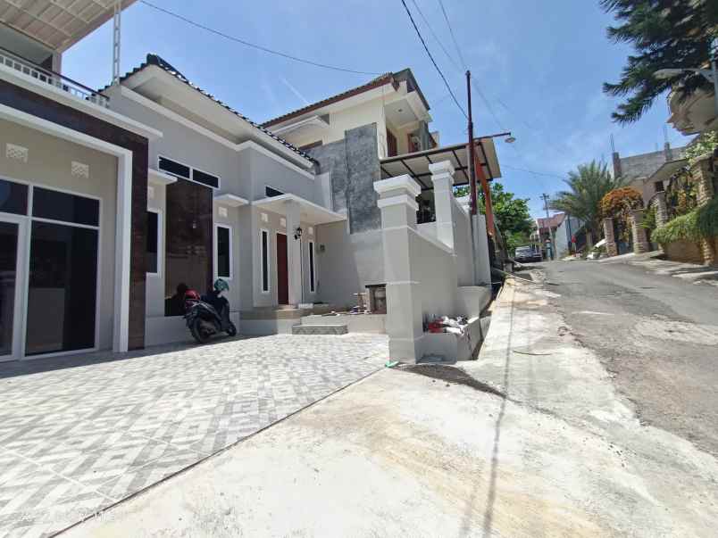 rumah gedawang kavling permai