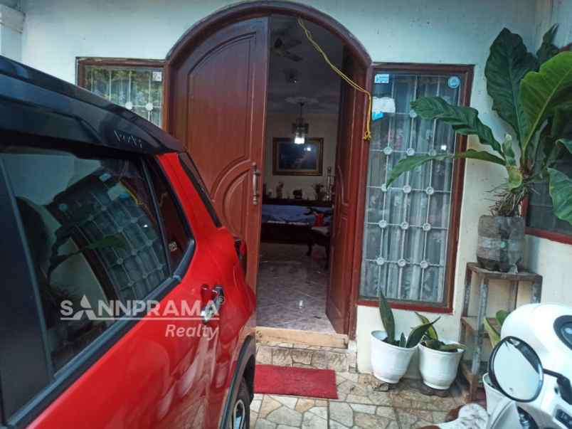 rumah hook luas pekayon indah bekasi dijual cepat nora