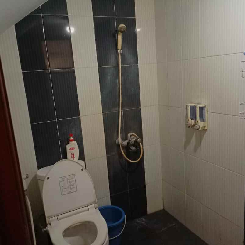 rumah jagakarsa jaksel