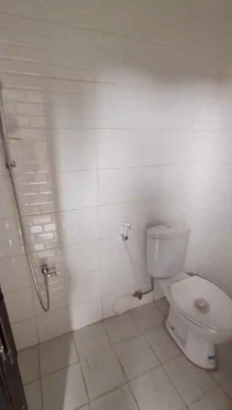 rumah jalan karet hijau 1