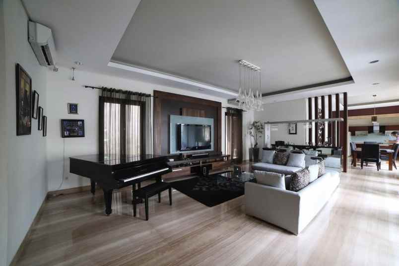 rumah jl bangka kemang raya