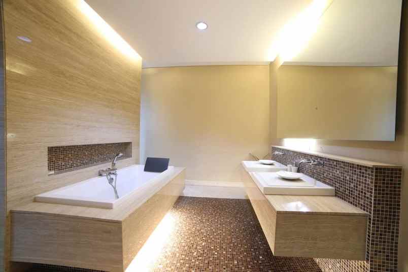 rumah jl bangka kemang raya