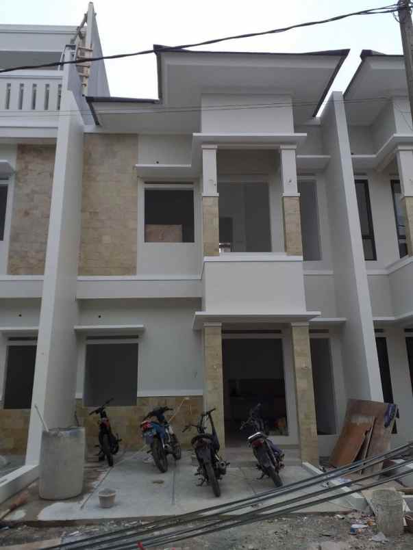 rumah jl impres benda baru pamulang