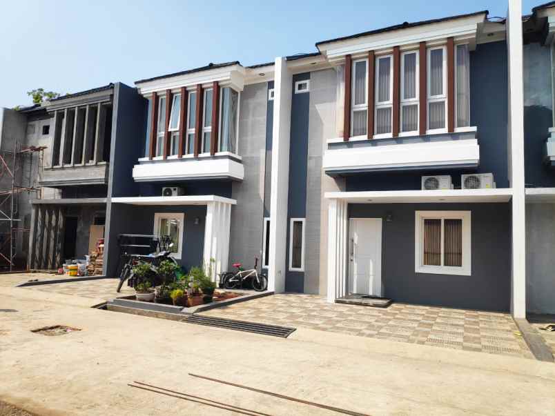 rumah jl jatiwaringin pondok