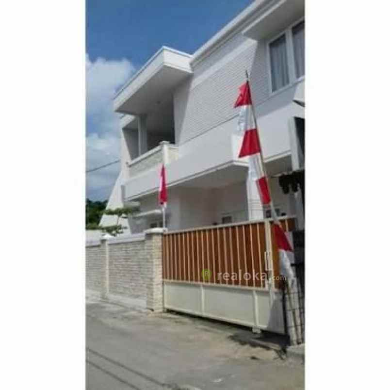 rumah jl kirai pisangan