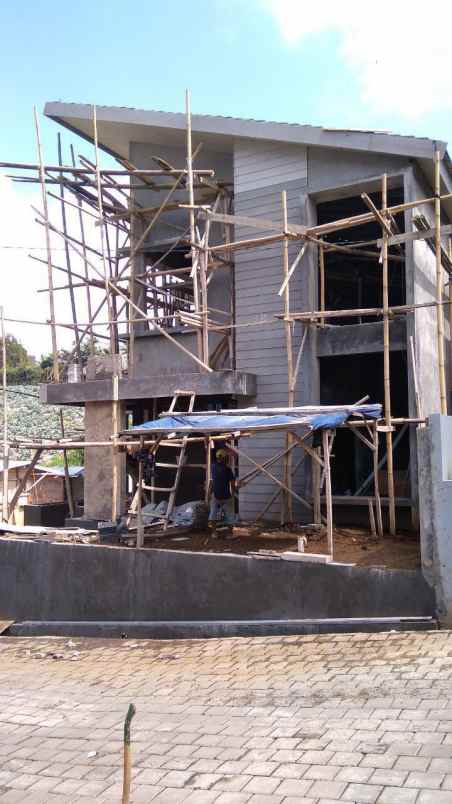 rumah jl mesjid nagrak no 611