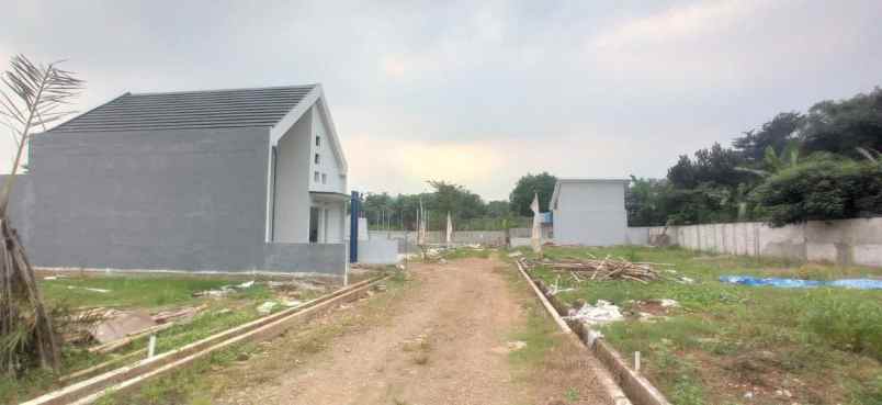 rumah jl mt haryono setu taman