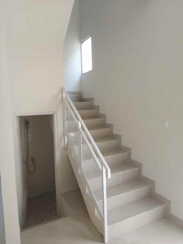 rumah jl raya banjaran pucung