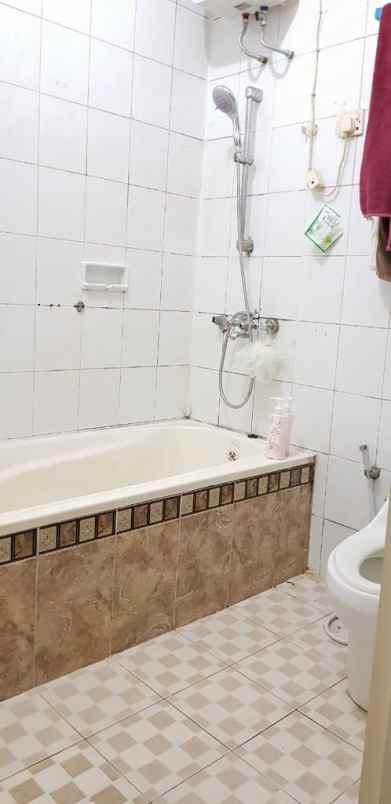 rumah jl raya parakan kemang bogor