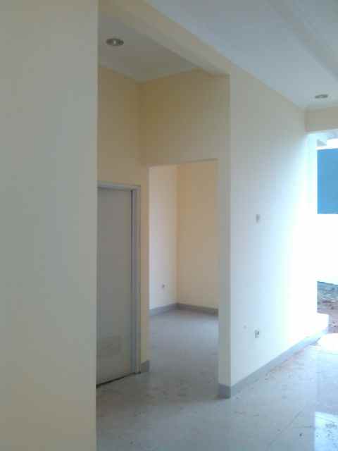 rumah jl raya sepatan tangerang