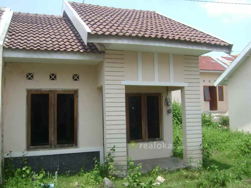 rumah jl wates km 12 sedayu
