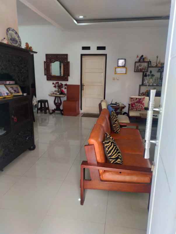 rumah jurangmangu indah