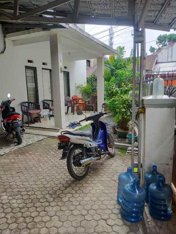 rumah jurangmangu indah