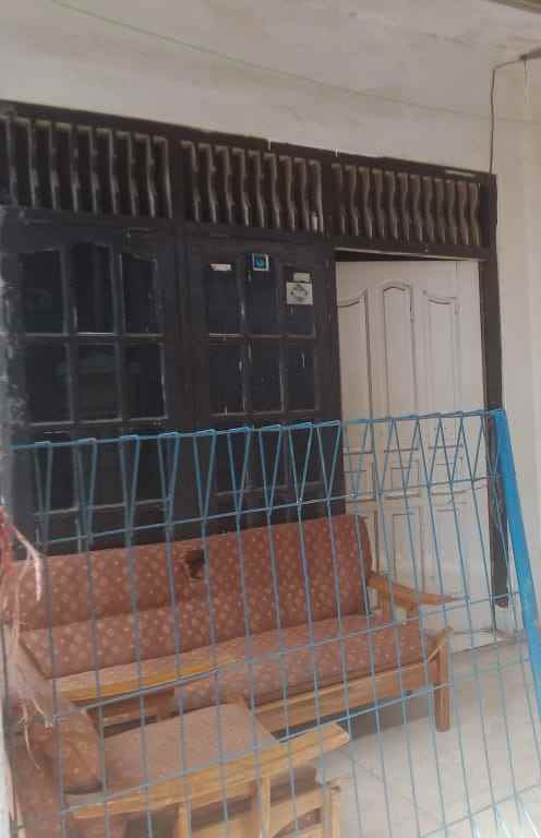 rumah kampung layak huni dan strategis