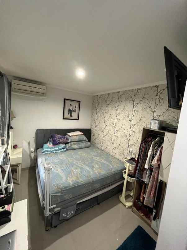 rumah keren di limo depok