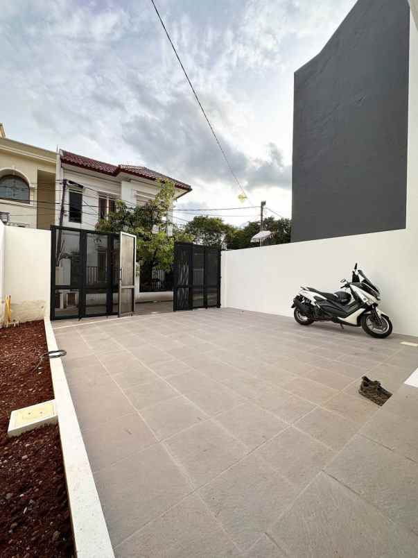 rumah klasik pondok bambu duren sawit jakarta timur