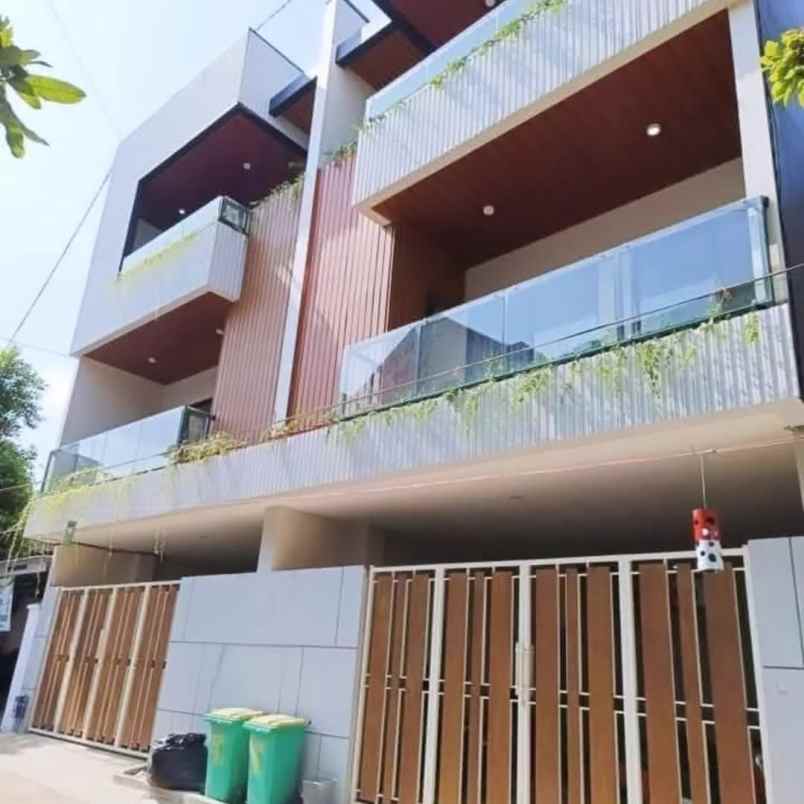 rumah kost exclusive full furnish di suhat