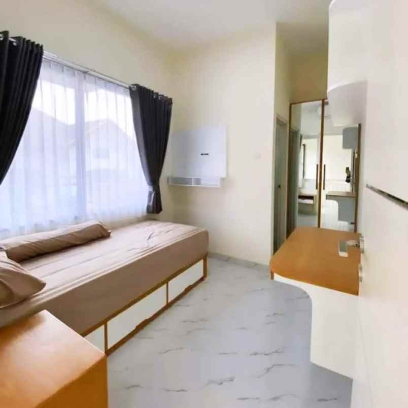 rumah kost exclusive full furnish di suhat