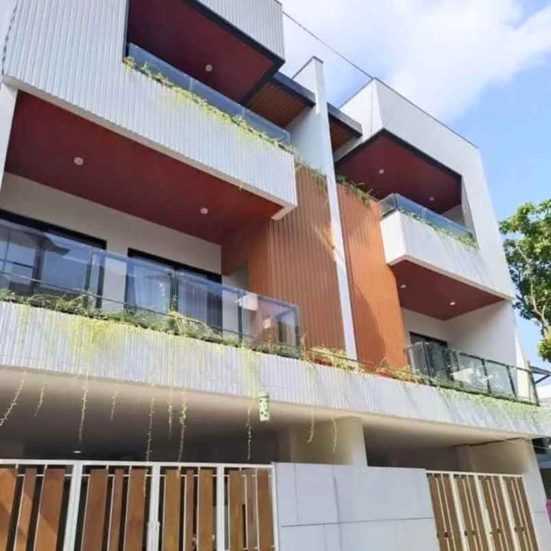 rumah kost exclusive full furnish di suhat