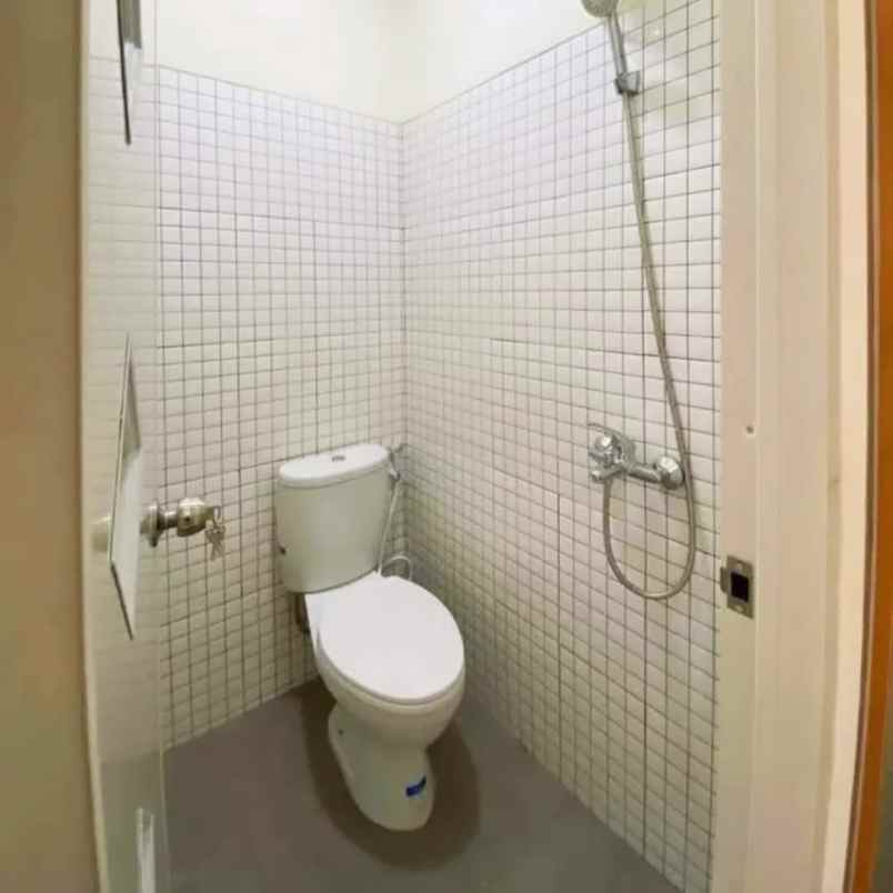 rumah kost exclusive full furnish di suhat