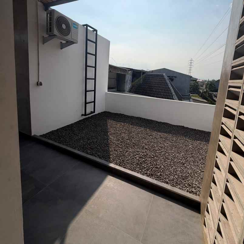 rumah kost premium lokasi dekat kampus brawijaya