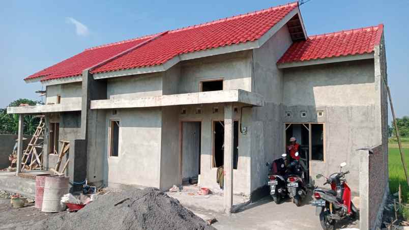 rumah menuran baki sukoharjo