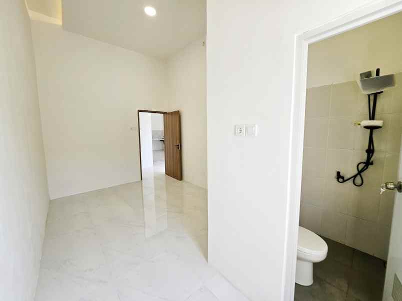 rumah mewah 2lt bisa kpr di kota harapan indah bekasi