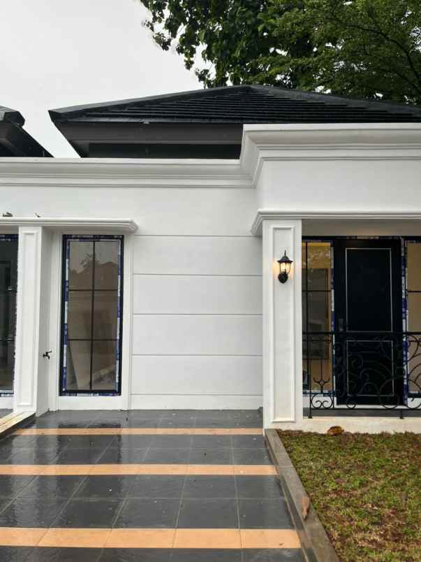 rumah mewah akses dekat pintu masuk grandwisata