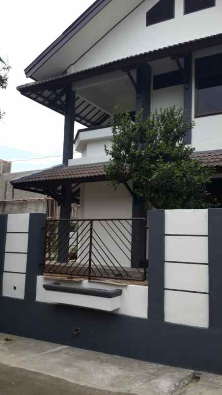 rumah mewah dalam kavling pemda di karawaci tangerang