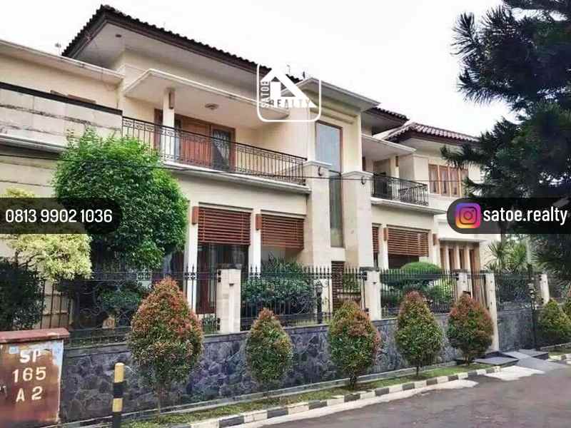 rumah mewah di dalam komplek elit kemanggisan palmerah