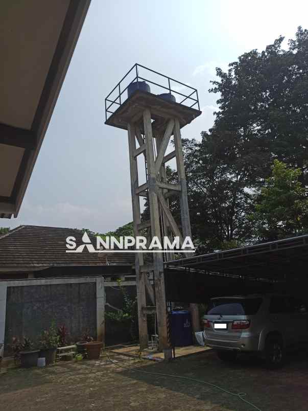 rumah mewah di kelapa dua tanah dan bangunan luas rn