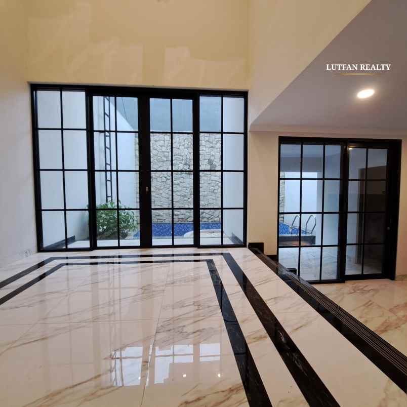 rumah mewah jagakarsa non cluster