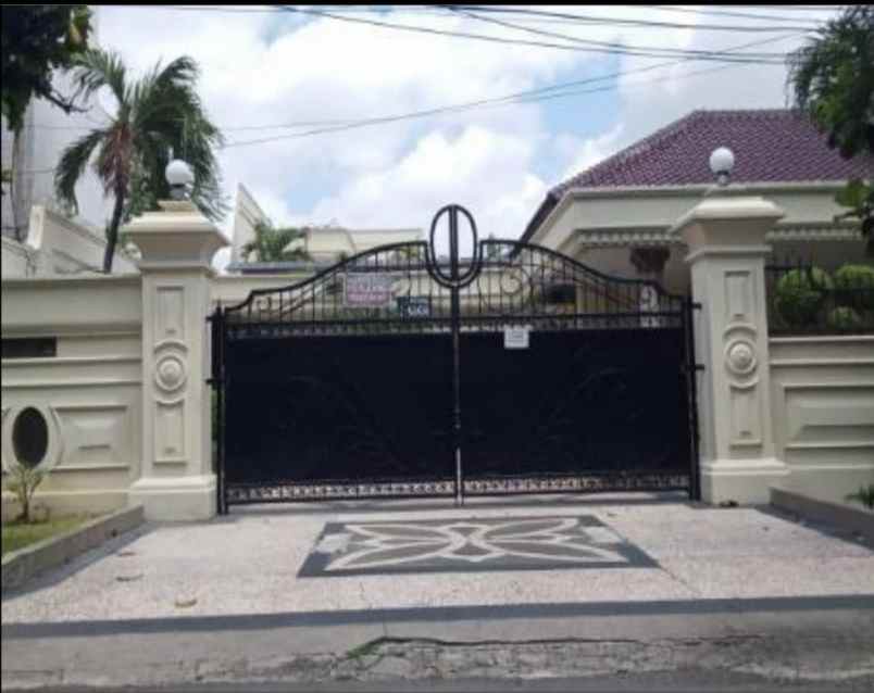 rumah mewah lokasi jemursari surabaya siap huni