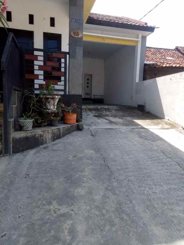 rumah mewah siap huni dan luas