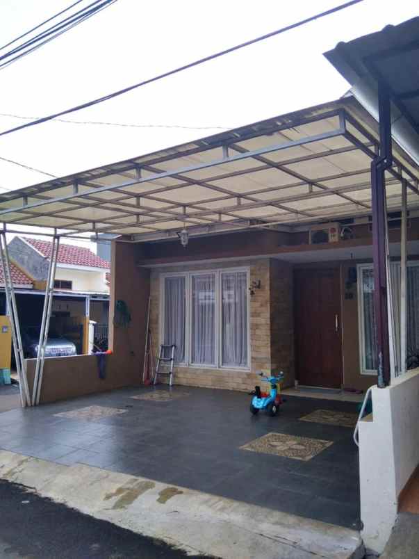rumah minimalis dalam perumahan pancoran mas depok